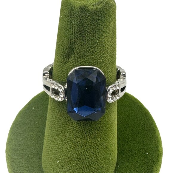 Stunning Silver-Plated Ring With Large Blue Stone & Rhinestones Stretch Adj - Picture 2 of 5
